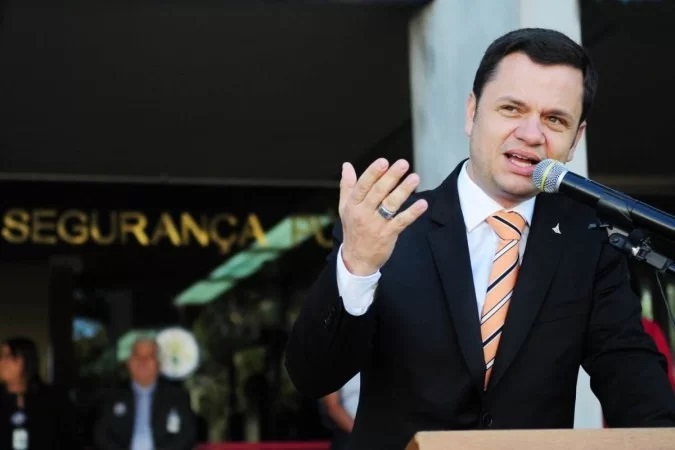 Anderson Torres presta depoimento por mais de duas horas à PF