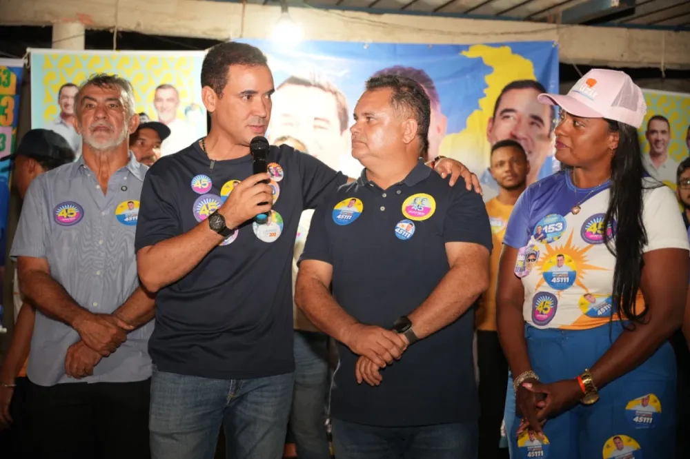 Vicentinho assume compromisso com infraestrutura e serviços públicos no setor Sonho Meu, em Palmas.