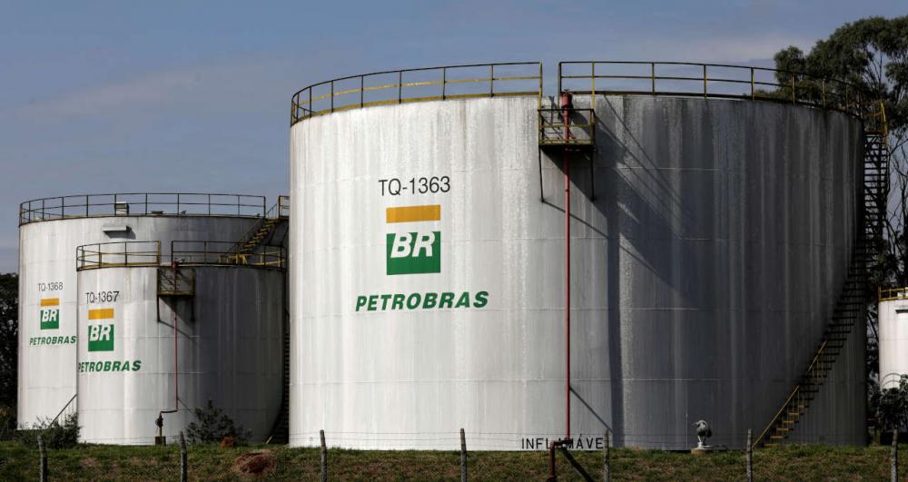 Petrobras anuncia redução de 21,3% no gás de cozinha, 12,6% na gasolina e 12,8% no diesel