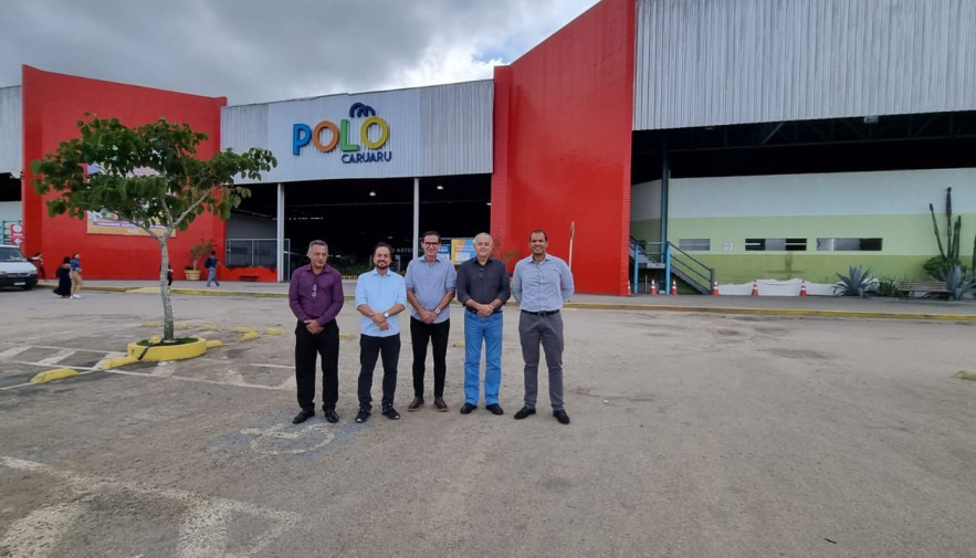 Governo do Tocantins busca inspiração em Pernambuco para implantar polo de confecções no Estado