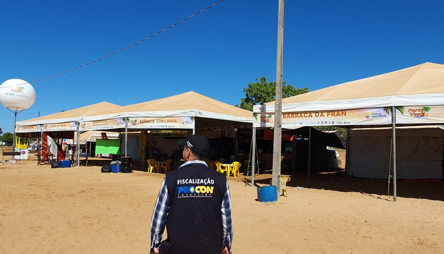 Procon orienta turistas sobre direitos durante temporada de praias