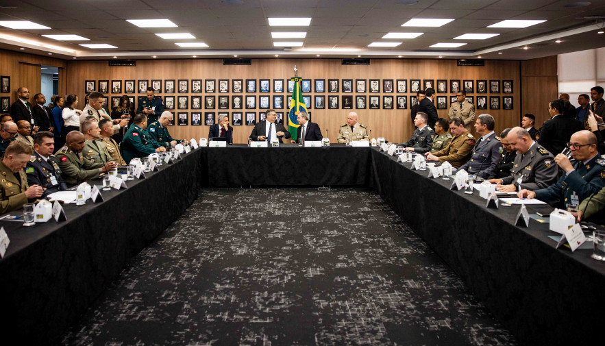 Governo do Tocantins fortalece integração no combate ao crime organizado em reunião no Ministério da Justiça