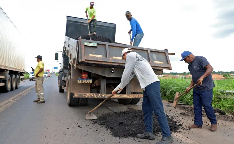 Governo do Tocantins intensifica reparos em vias alternativas no Bico do Papagaio após desabamento da ponte JK